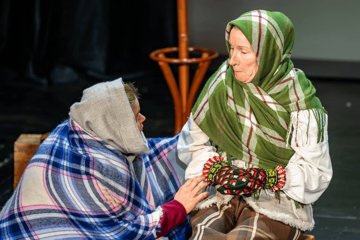 Vānes amatierteātra izrāde “Cerību ēnā”