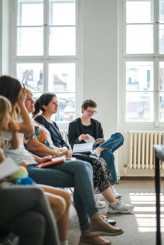 Aicina uz tikšanos ar biedrību “Sievietes aizsardzībai SKUDRAS” Kuldīgā