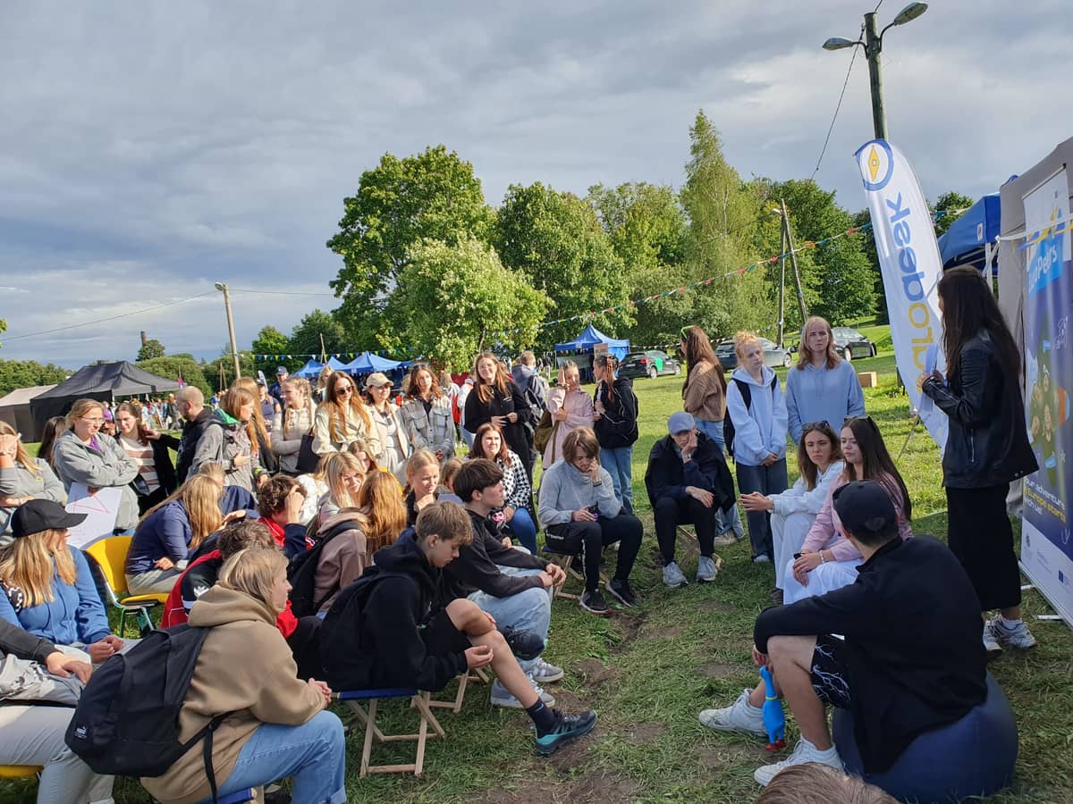 Time to Move – iespēju stacijas Kuldīgas Jauniešu mājā