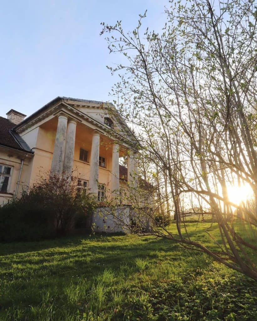 Rudens talka un ekskursija Padures muižā