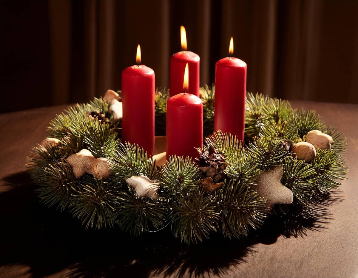 Adventes vainagu veidošana